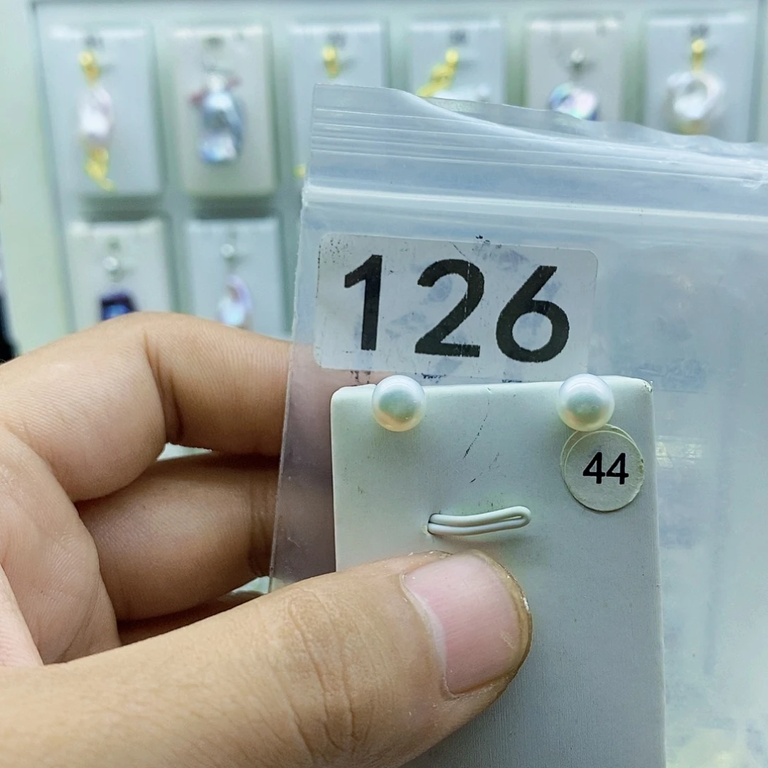 合金淡水珍珠颈饰