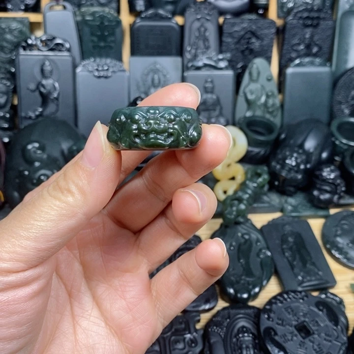 和田玉（青玉）戒指未镶嵌佛**中