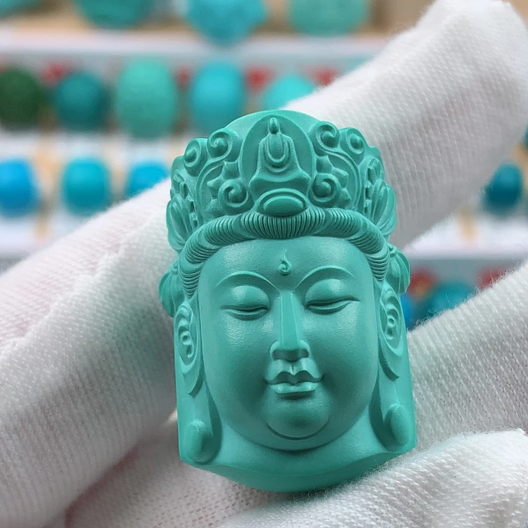 绿松石未镶嵌珠宝奇石