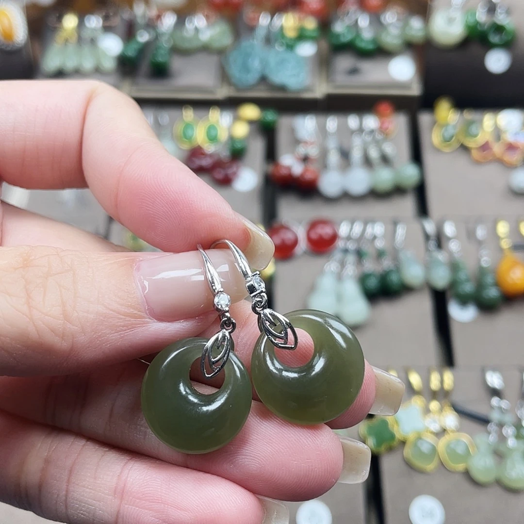 和田玉银S925镶嵌耳饰