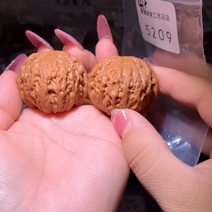 文玩核桃把件铁锤铁锤41➕尖轻修一丢丢和全品差不多