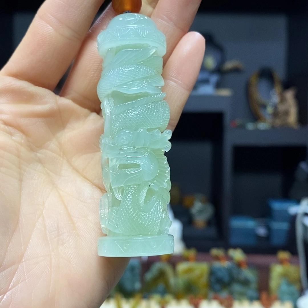 未镶嵌岫玉挂件吊坠