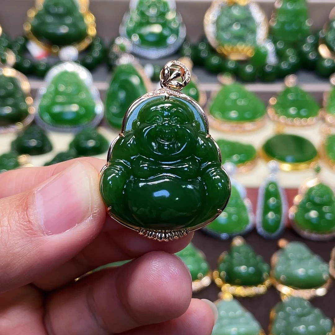 和田玉（碧玉）颈饰18K金镶嵌佛公30mm