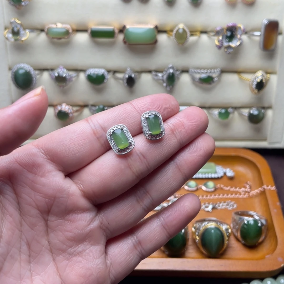 和田玉（碧玉）银S925镶嵌耳钉