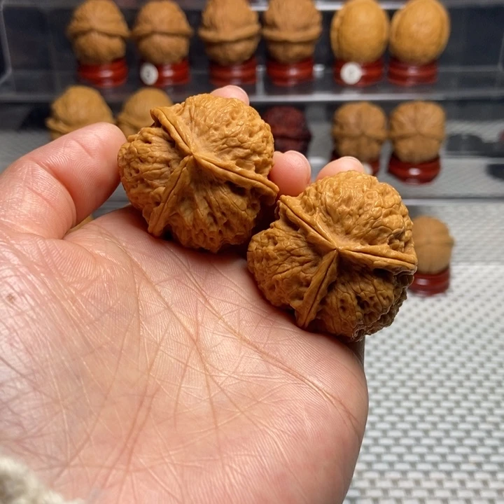 文玩核桃把件43七星三棱