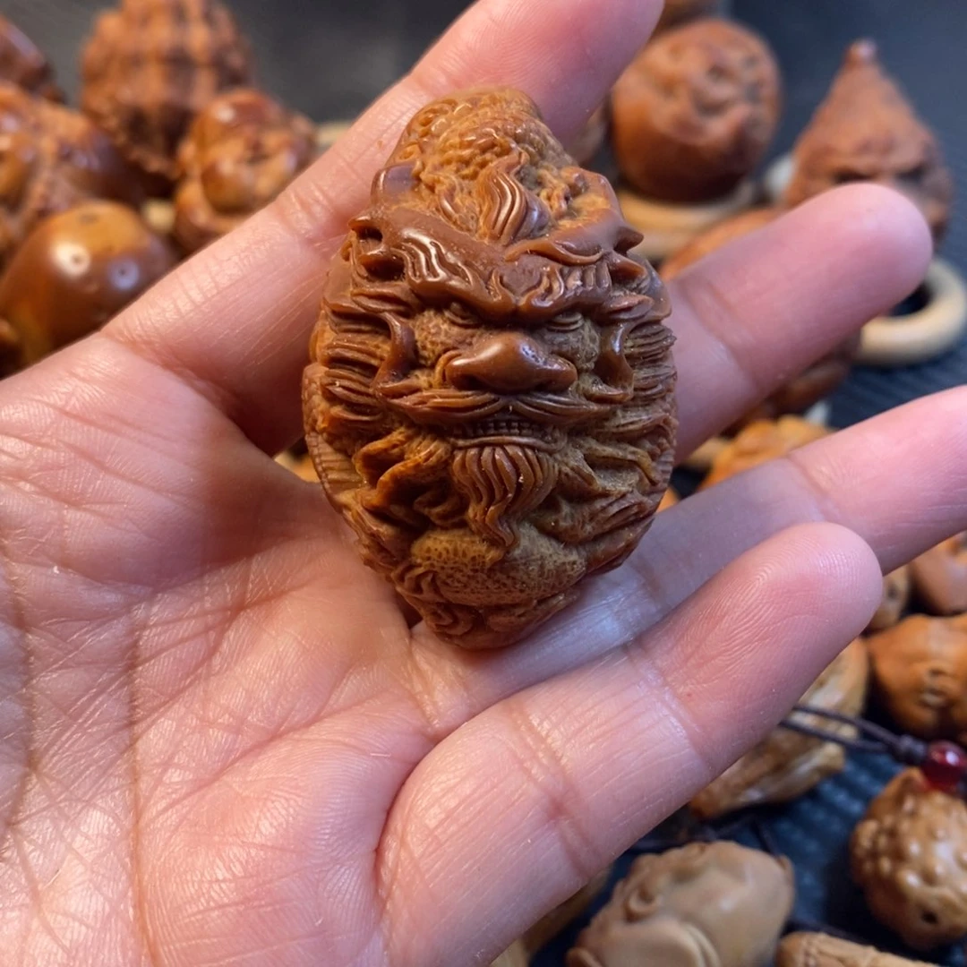橄榄核吊坠佛**达特价龙