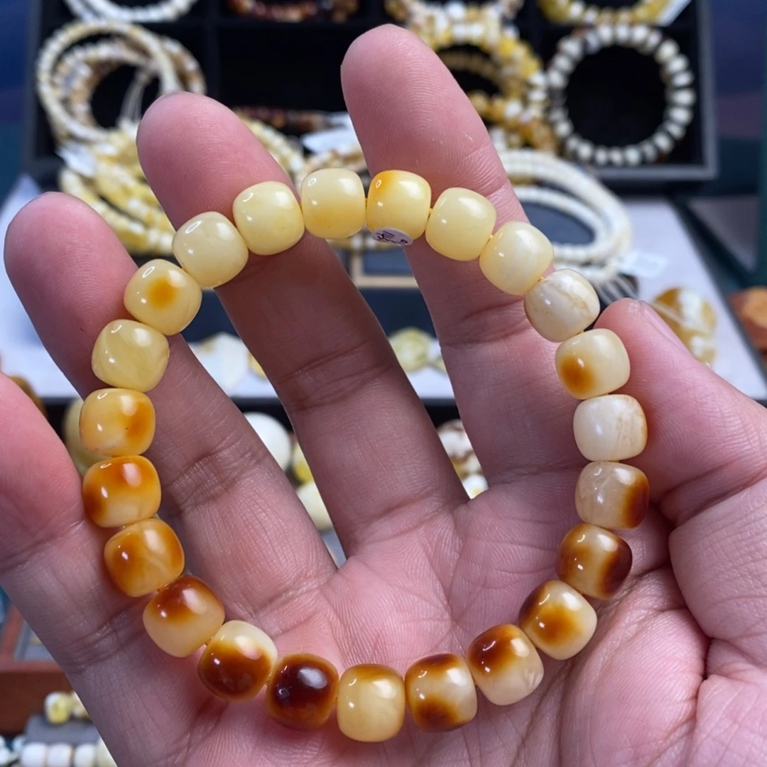 蜜蜡未镶嵌裸石10mm