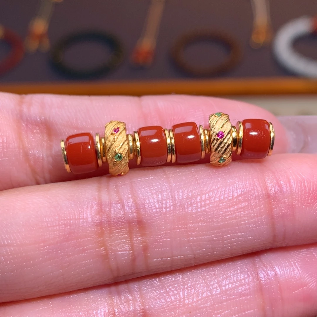 南红玛瑙未镶嵌颈饰