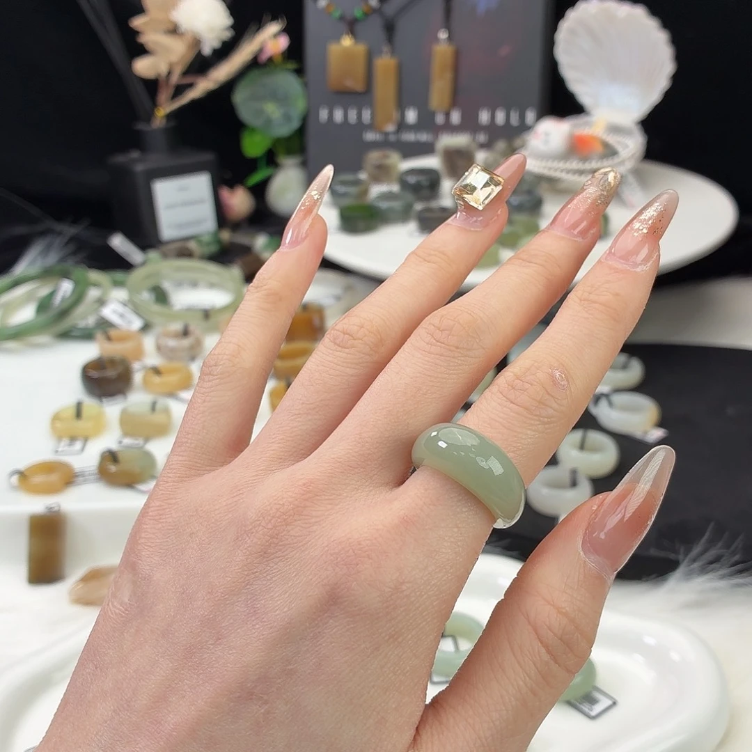 和田玉（糖玉）未镶嵌戒指j130奶蓝馒头16.7