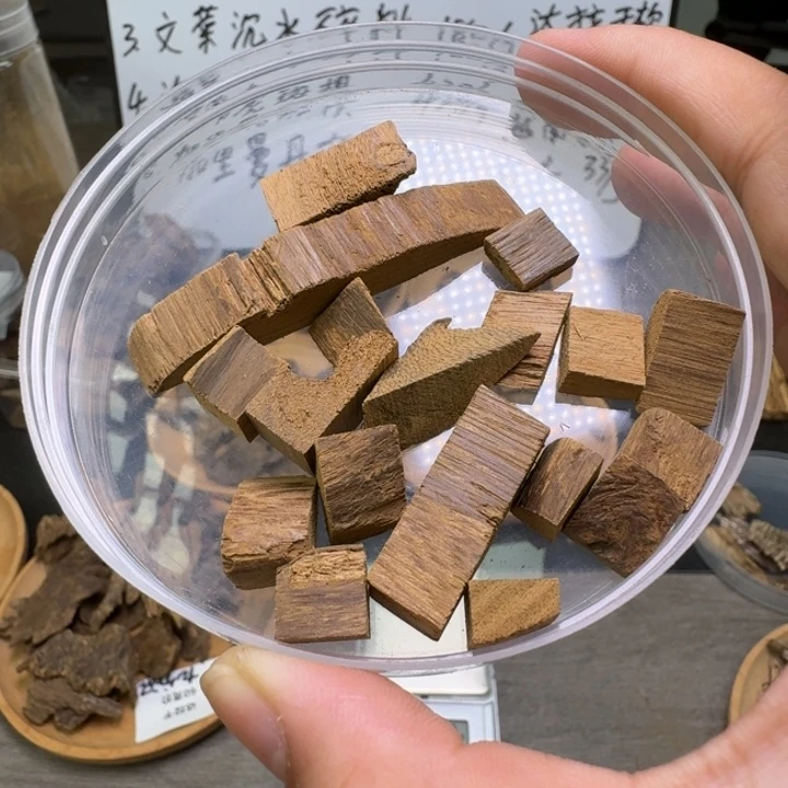 ****麻加雅布拉10克。