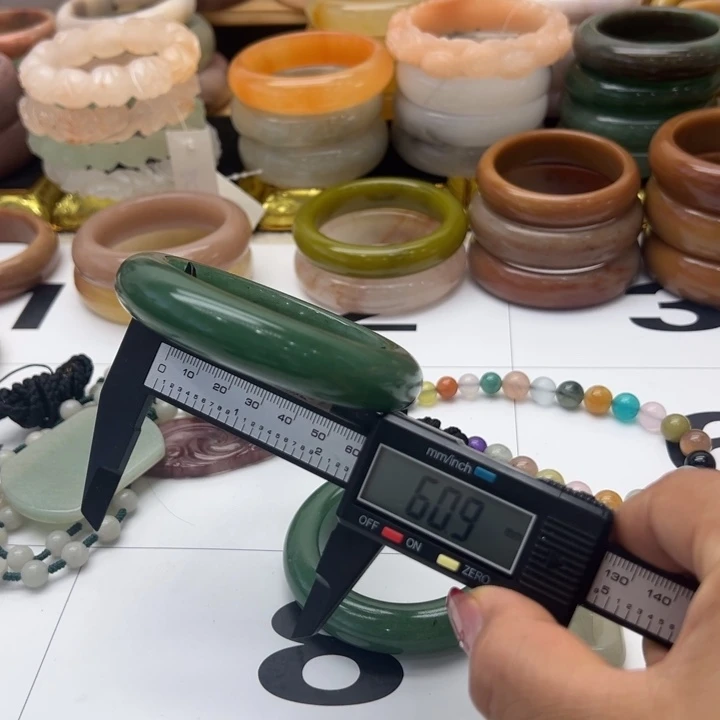 石英岩玉合金手镯