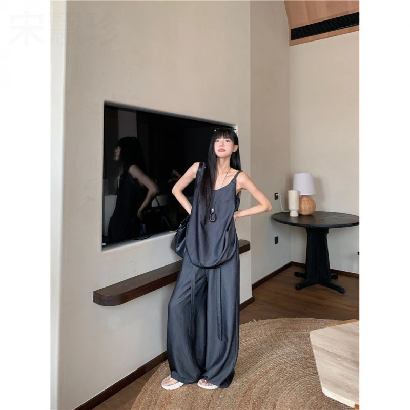 松弛感时尚套装宽松气质吊带背心上衣女夏季高腰阔腿休闲裤两件套