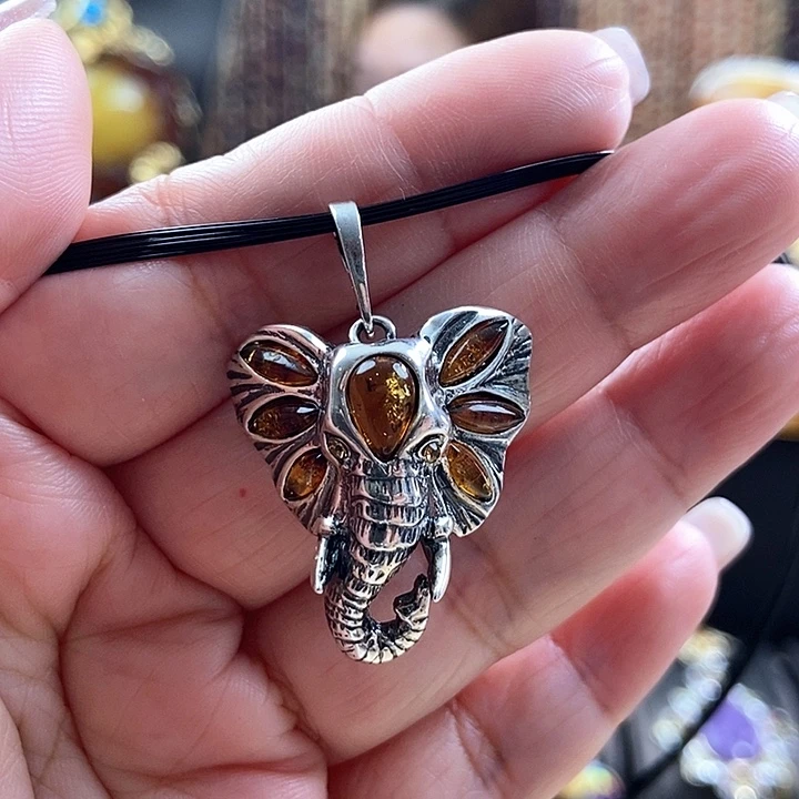 琥珀银S925镶嵌颈饰吊坠