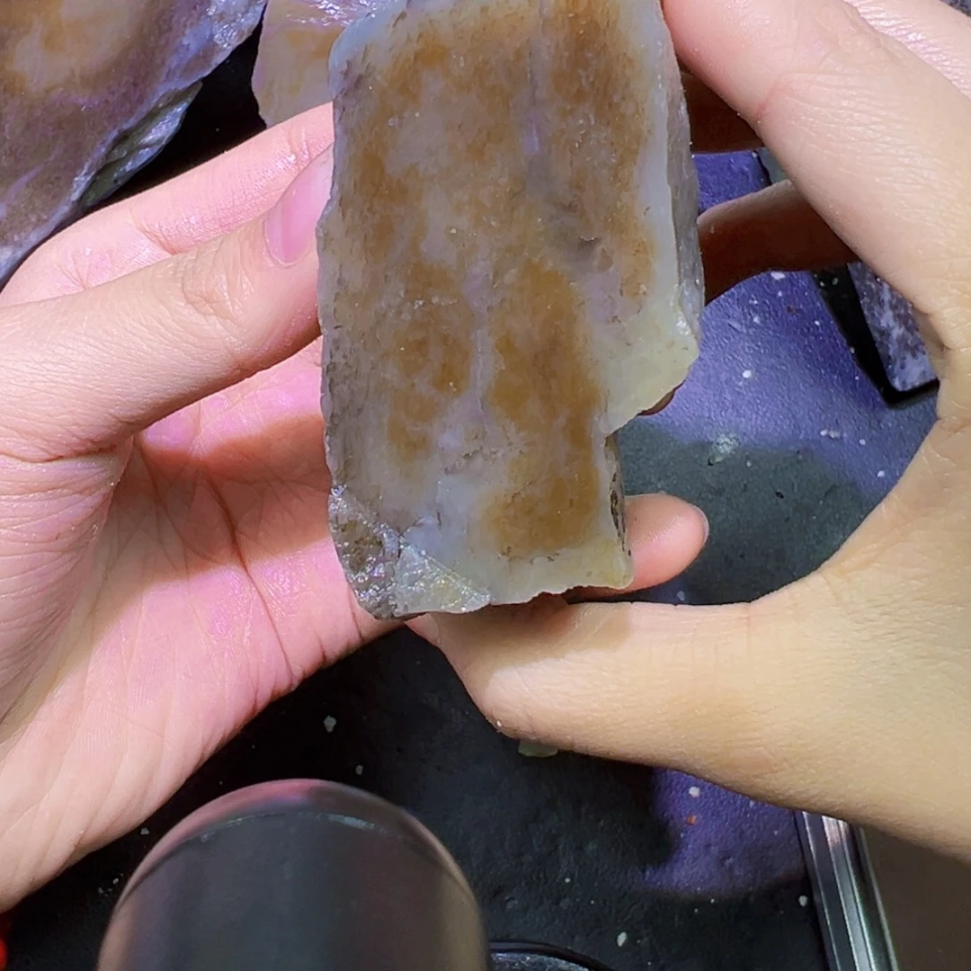 和田玉（糖玉）未镶嵌珠宝半成品