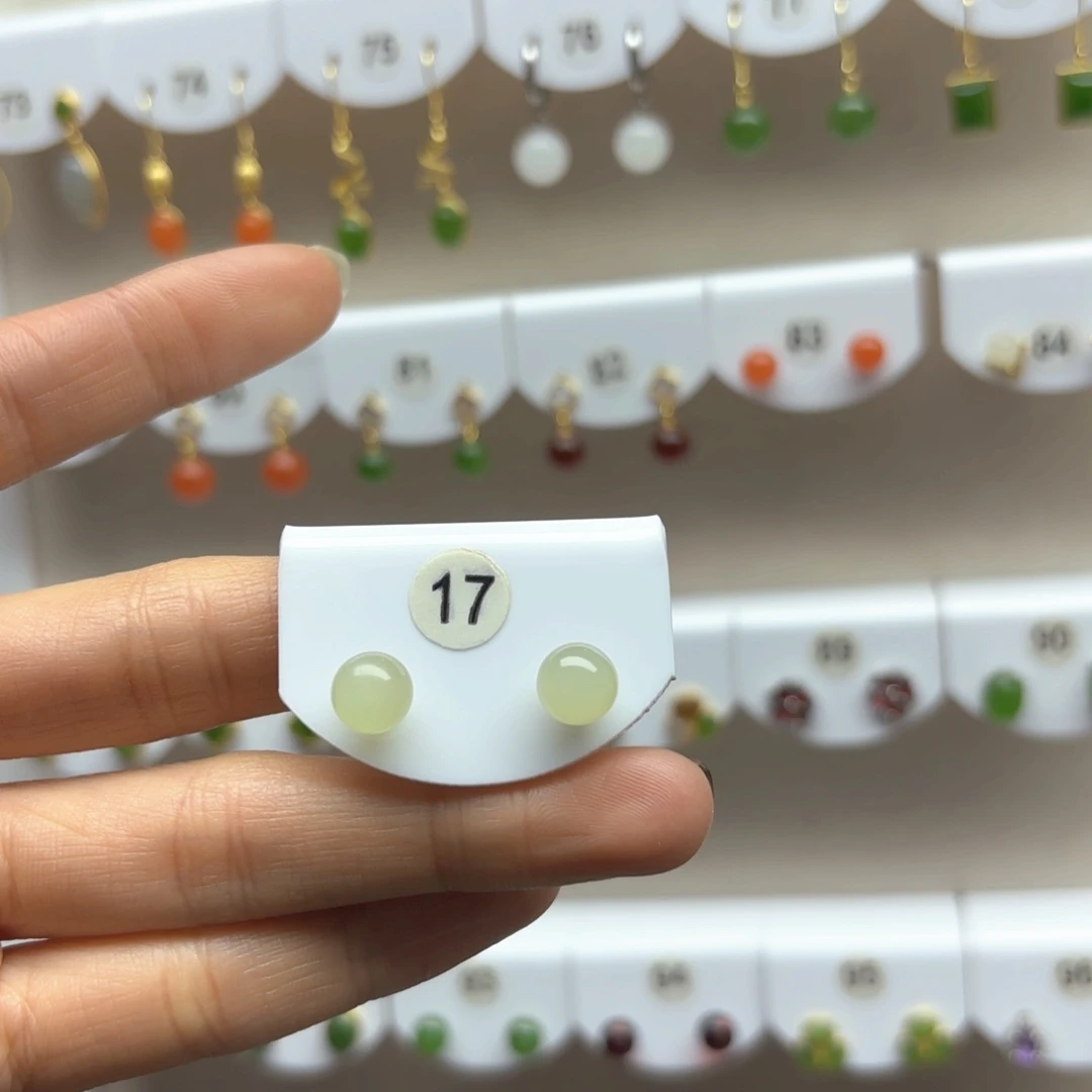 和田玉耳饰18K金镶嵌2