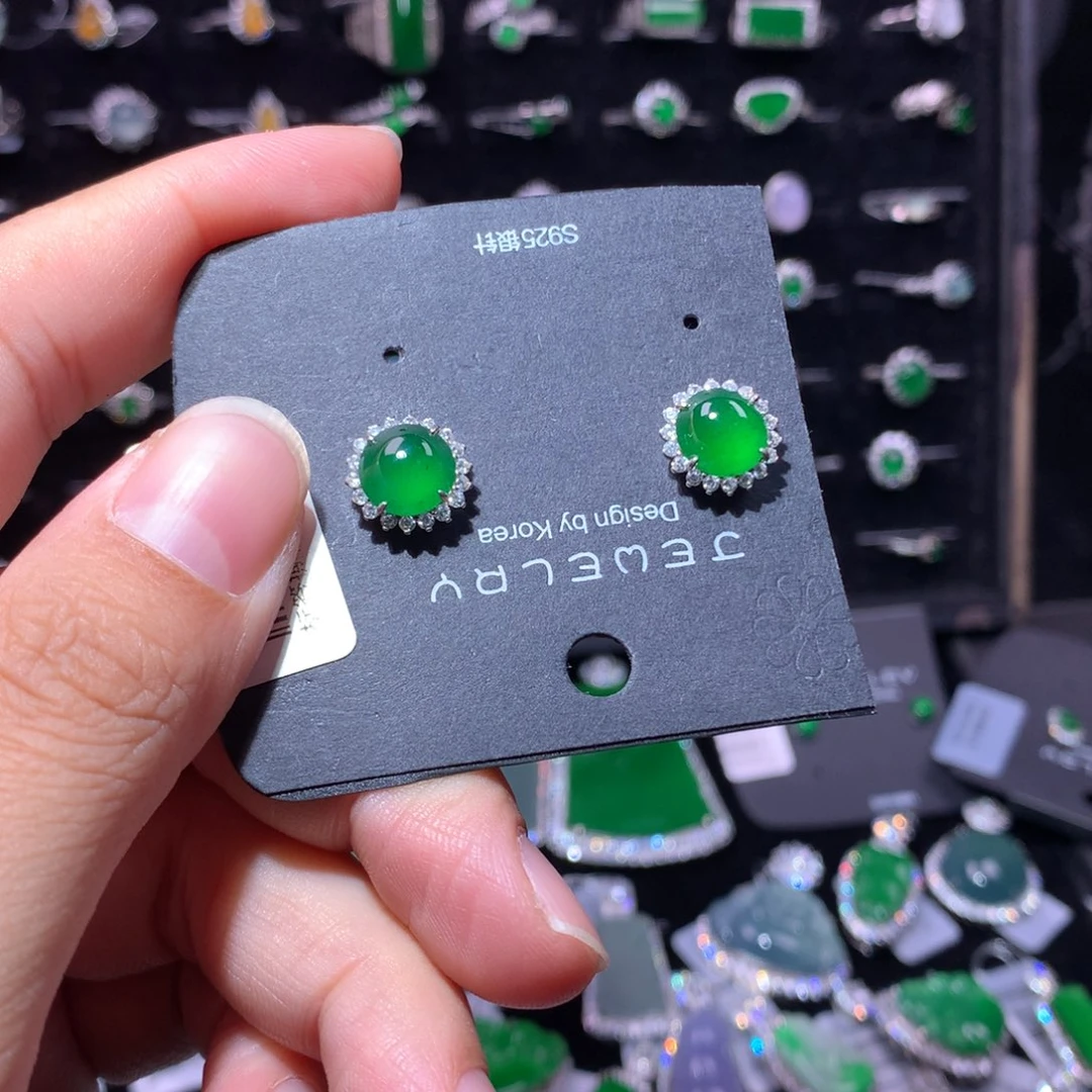 翡翠银S925镶嵌颈饰翡翠