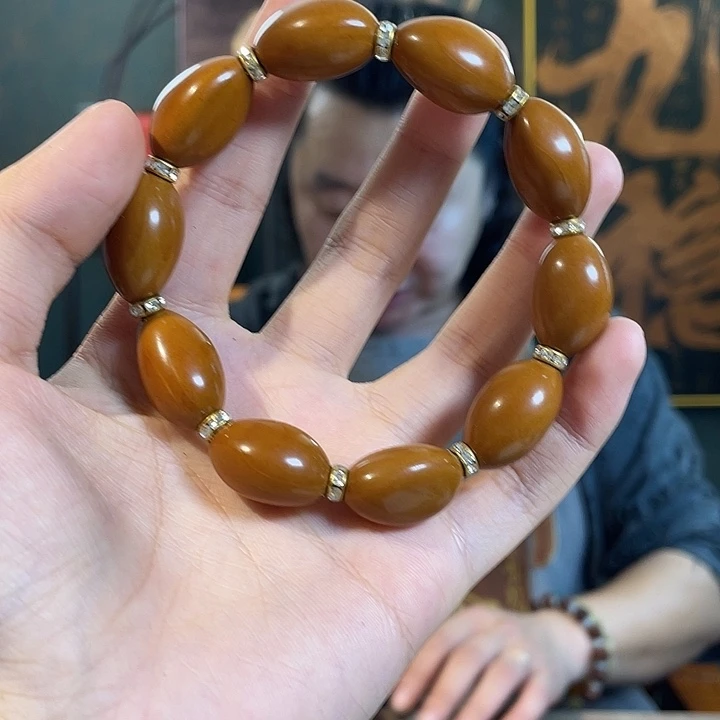 手串/手链橄榄核腿肚子
