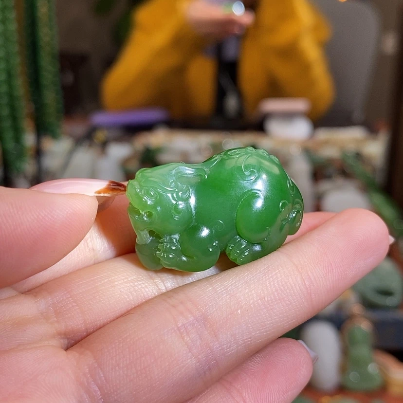 【闪购商品】吊坠(赠链)未镶嵌和田玉