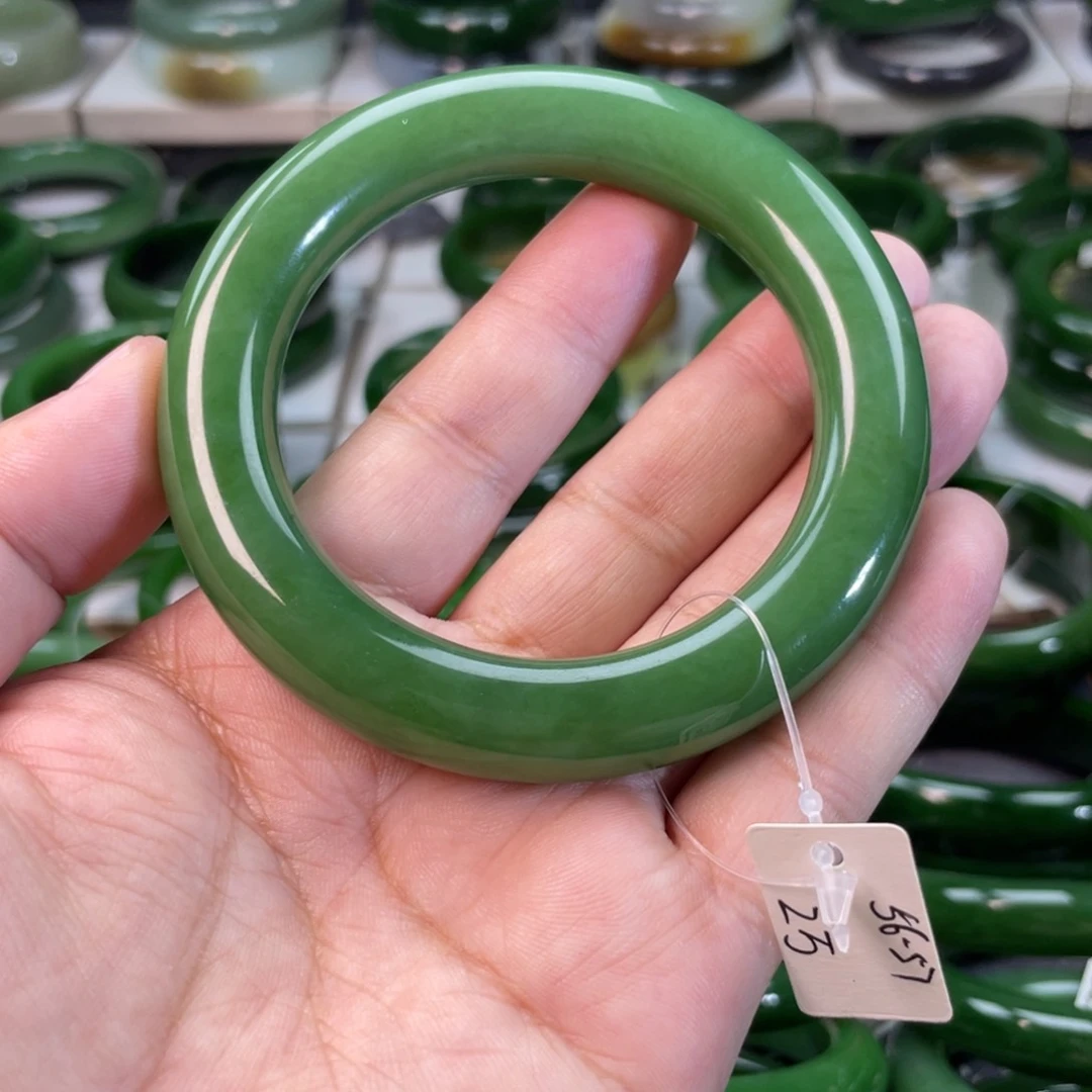 和田玉（碧玉）手镯未镶嵌