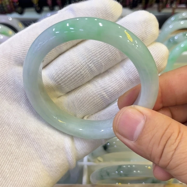 未镶嵌手镯翡翠四海哥翡翠阳绿色正圈