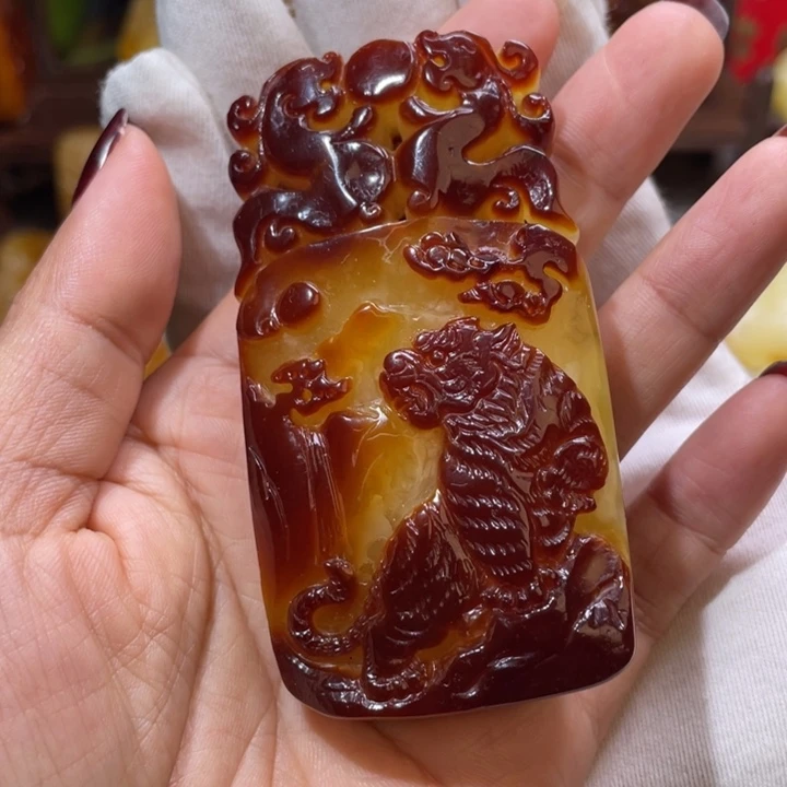 琥珀吊坠(不含链)未镶嵌