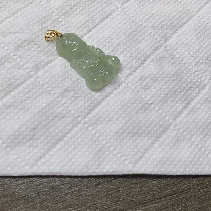 翡翠18K金镶嵌颈饰佛