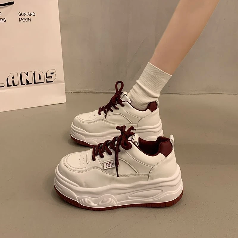 6CM网红厚底增高小白鞋女2025夏季上新爆款百搭松糕休闲面包板鞋