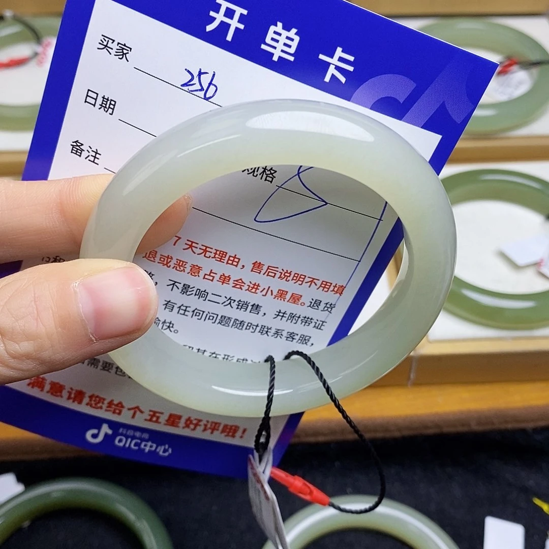 和田玉手镯未镶嵌sy
