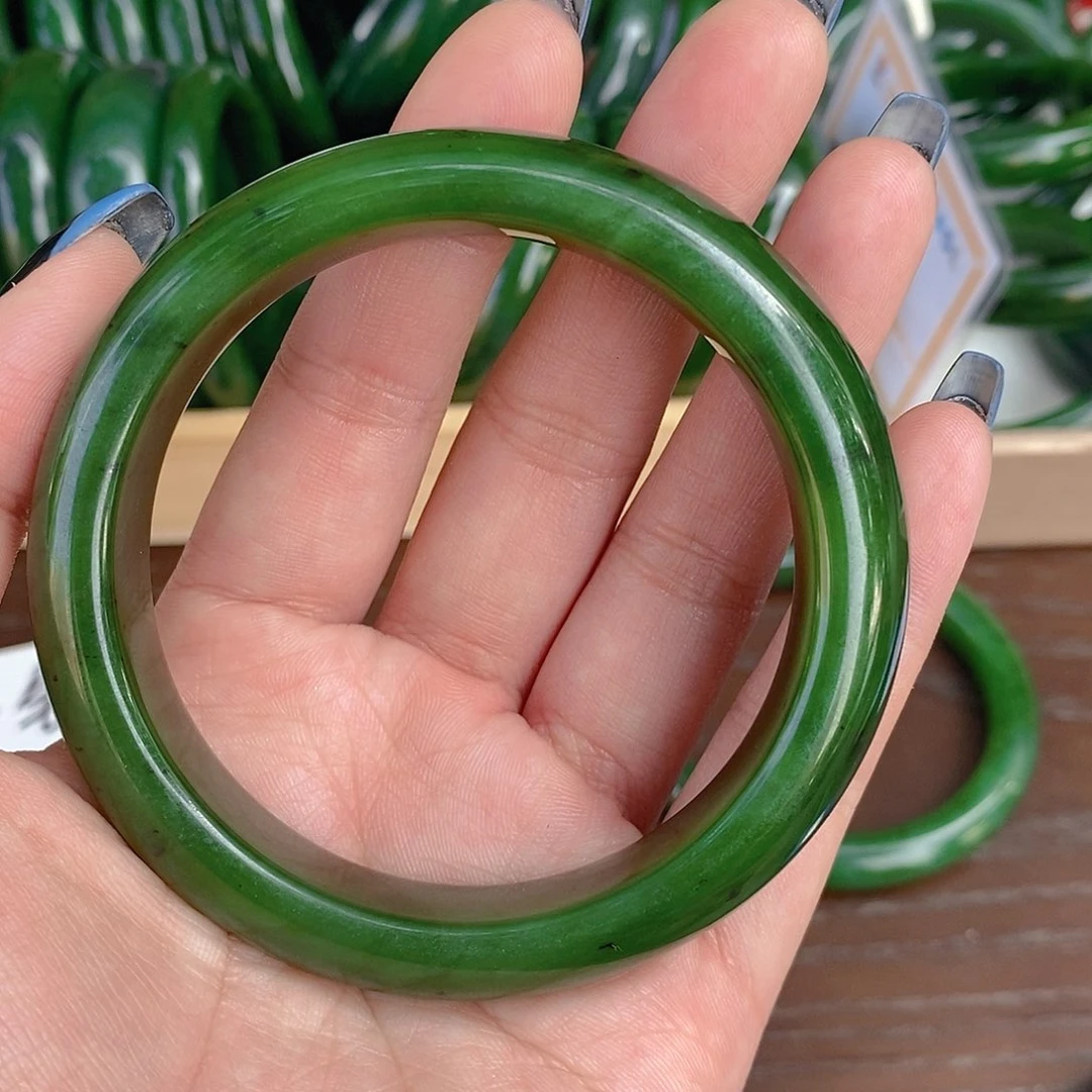 ****和田玉（碧玉）未镶嵌手链