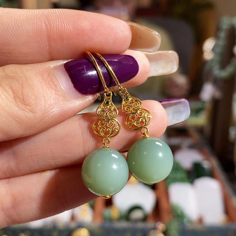 【闪购商品】颈饰18K金镶嵌和田玉耳饰