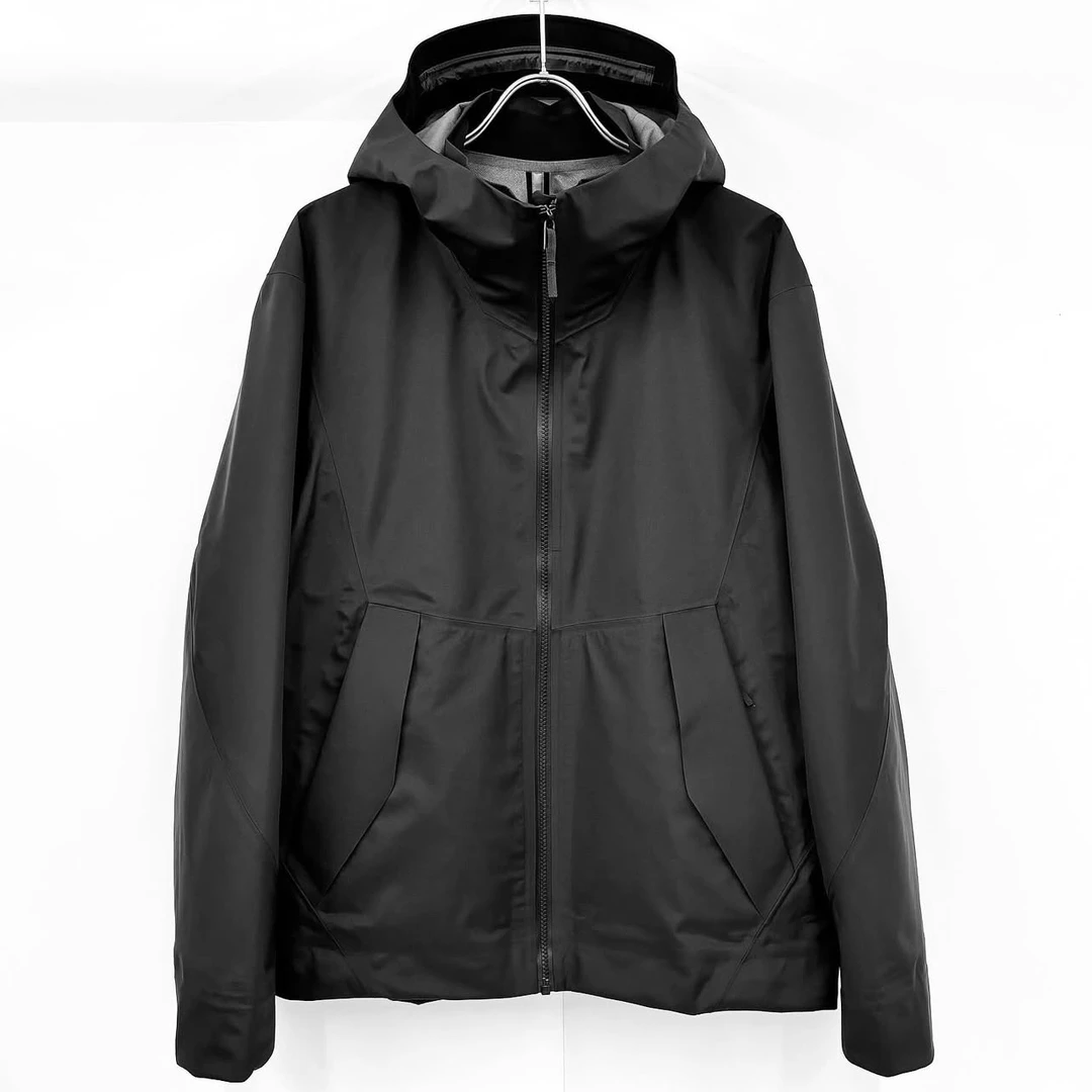 始祖鸟商鸟Veilance Diode Jacket 硬壳冲锋衣 连帽 发售价9k