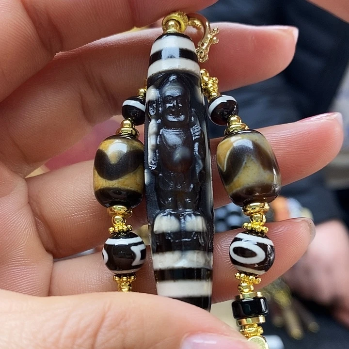 玛瑙/玉髓合金颈饰