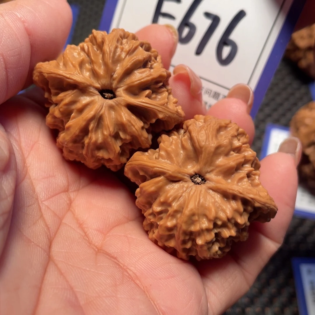 桃核把件-*C676号花莲36尺