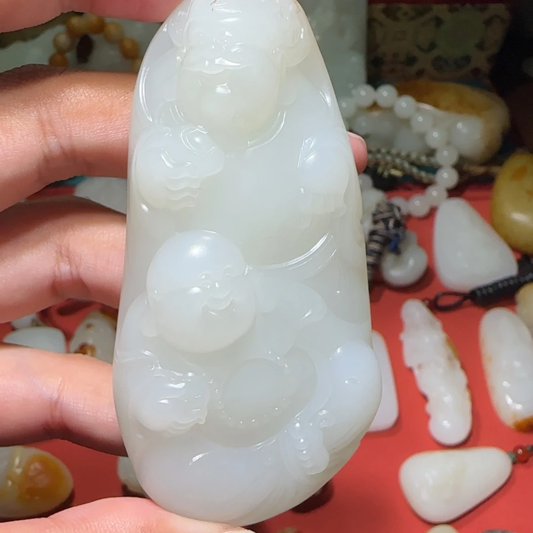 缘****颈饰未镶嵌和田玉