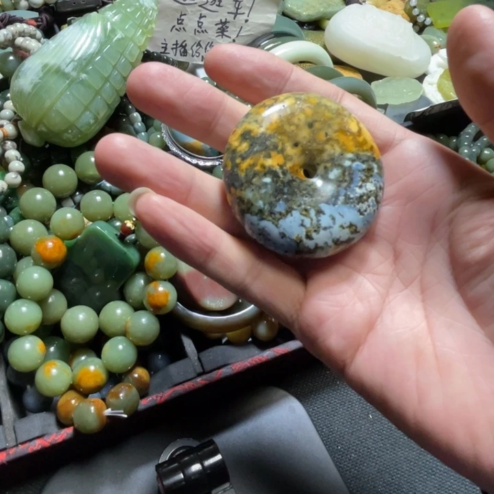 蛇纹石玉未镶嵌手链