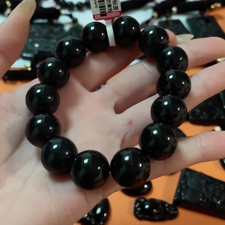 翡翠颈饰未镶嵌用****2