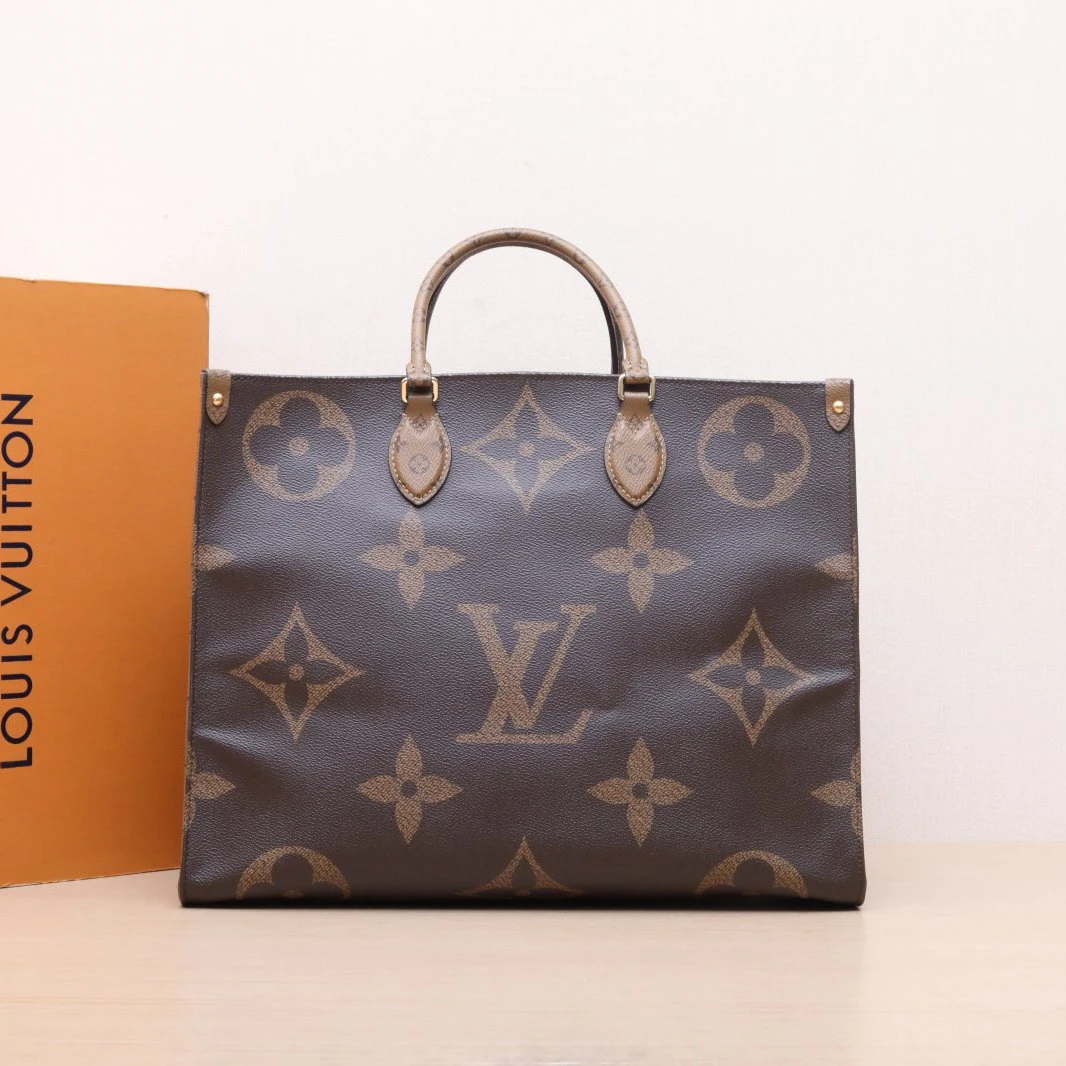 95新 LouisVuitton/路易威登 特价双双 Onthego包 大号 芯片2019