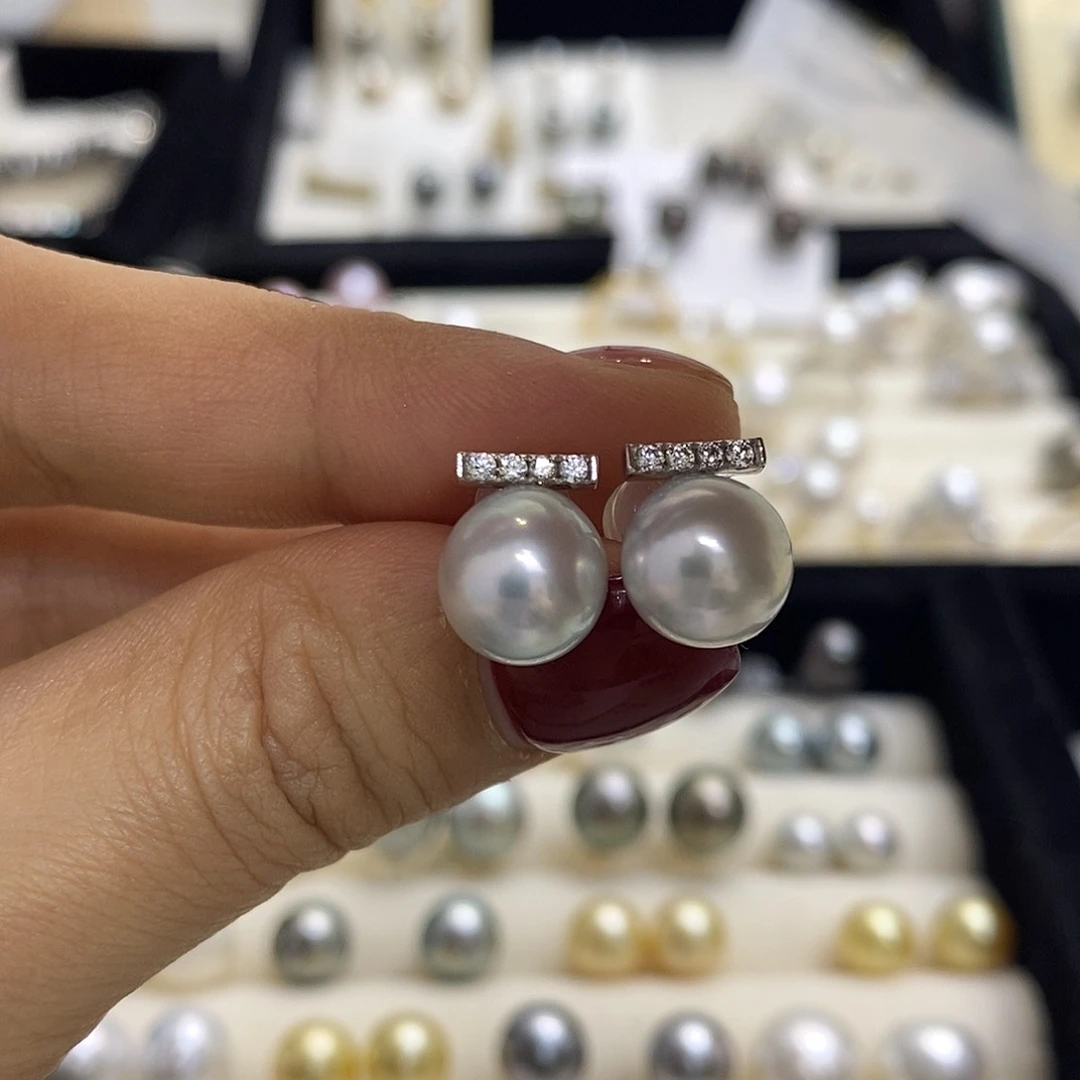 海水珍珠耳饰18K金镶嵌