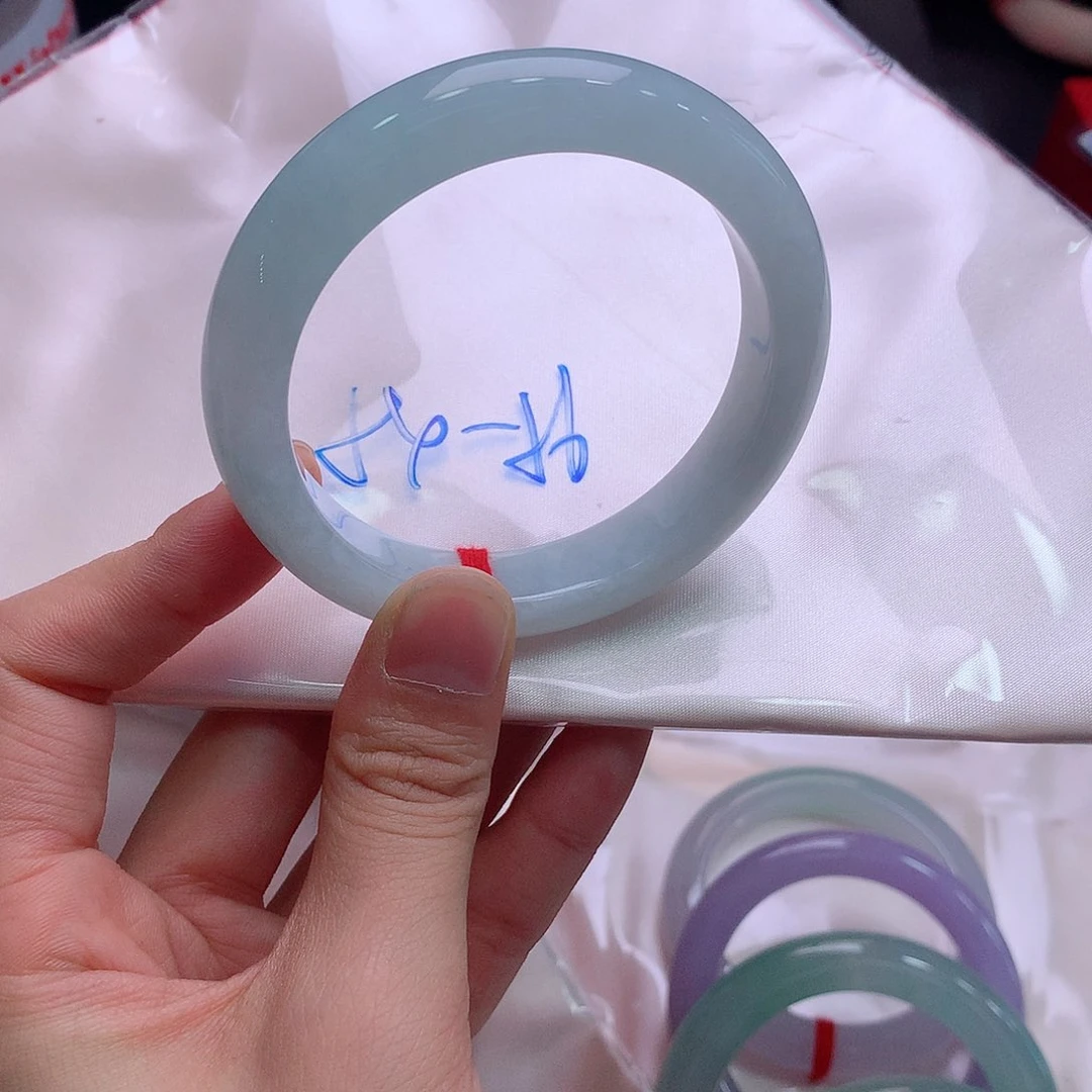 未镶嵌手镯翡翠翡翠