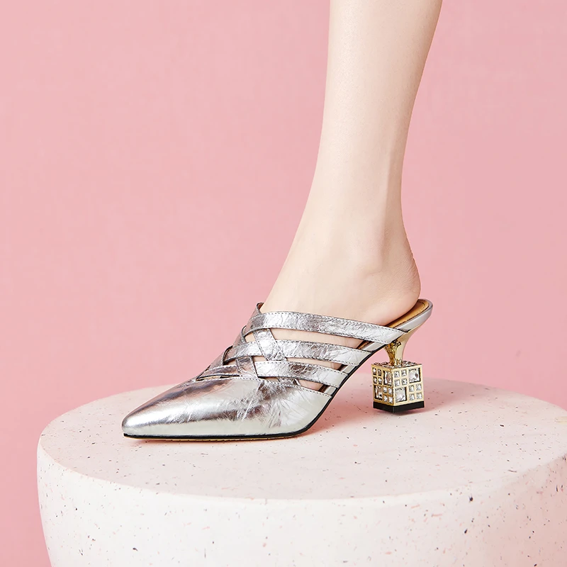 【轶诗妮】夏季新款粗跟尖头一字拖凉拖真皮时尚高跟女士包头半拖鞋