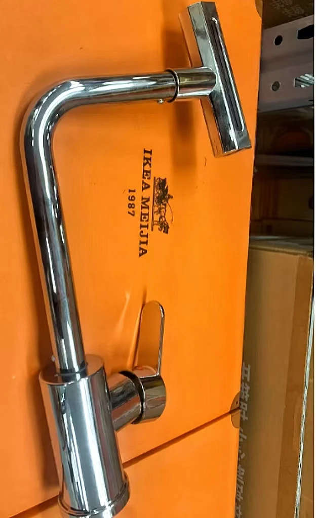 【孤品介意勿拍】外贸新款洗手盆万向冷热水龙头厨房面盆送软管c1