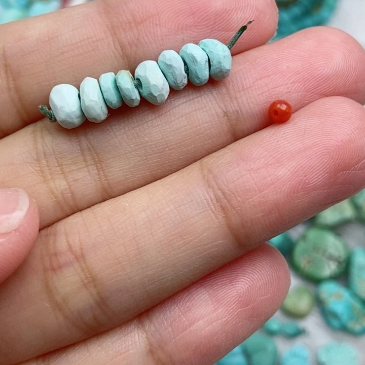 南红玛瑙未镶嵌珠宝奇石