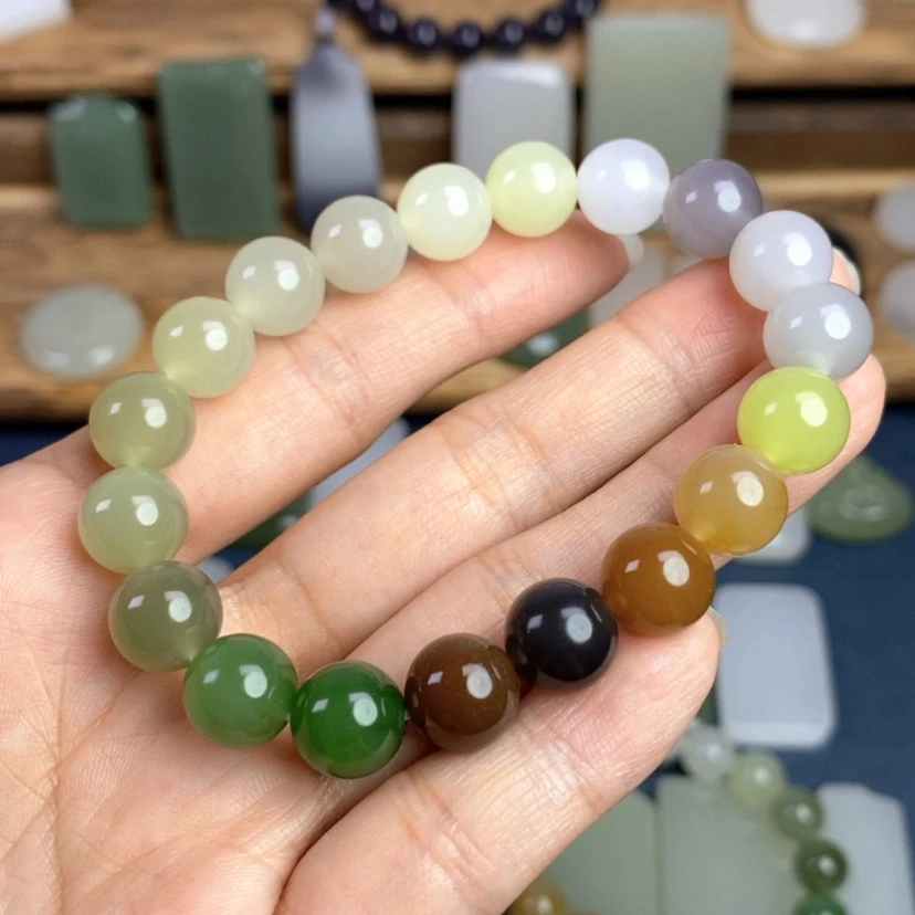 【闪购商品】和田玉未镶嵌颈饰爱****?