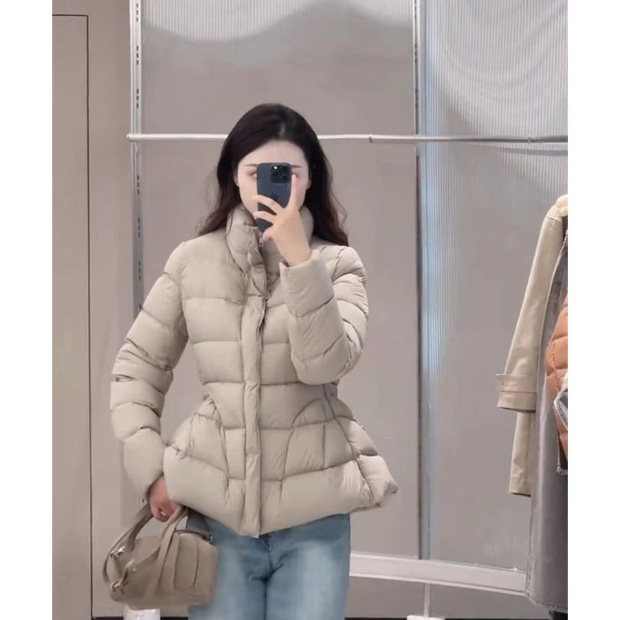 纯色冬季收腰阔型拉链款保暖休闲百搭羽绒服ss26504