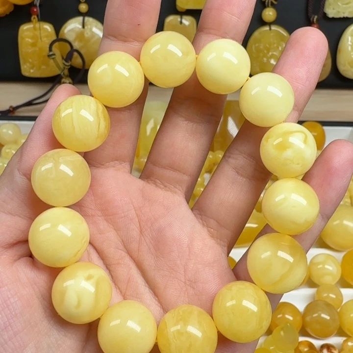 蜜蜡未镶嵌珠宝奇石