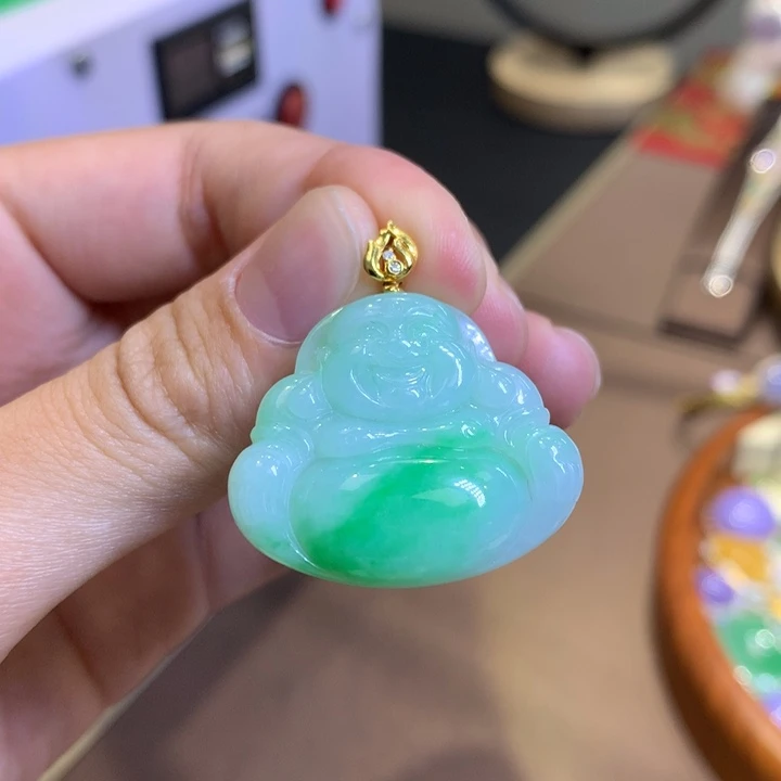 颈饰18K金镶嵌翡翠翡翠