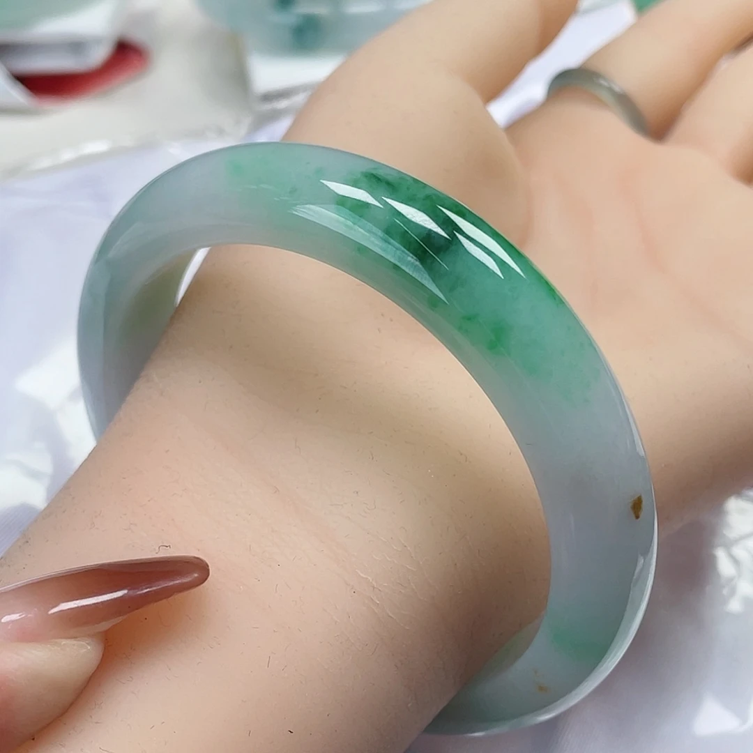 翡翠手镯未镶嵌缅甸翡翠58圈口39