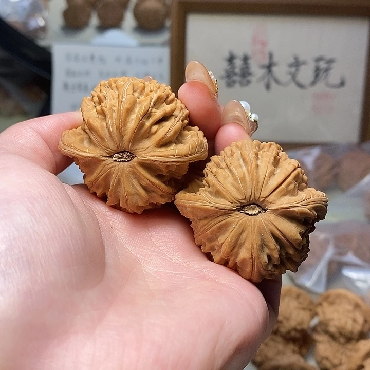 文玩核桃吊坠43磨盘