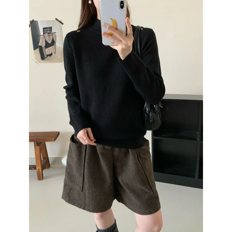 【一体绒】冬季半高领加绒加厚肩线钉扣一体绒毛衣针织 F25103138