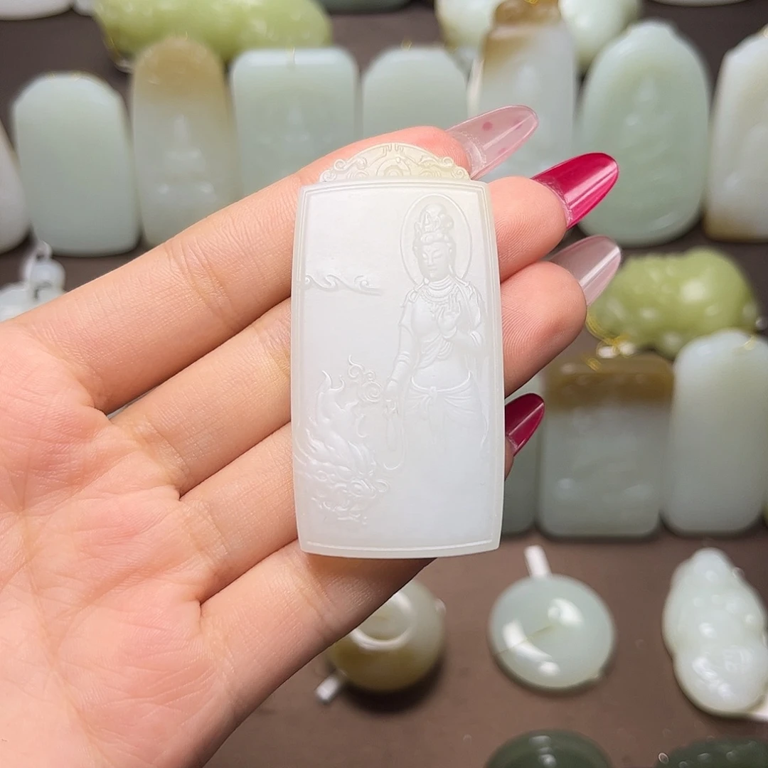 颈饰未镶嵌和田玉